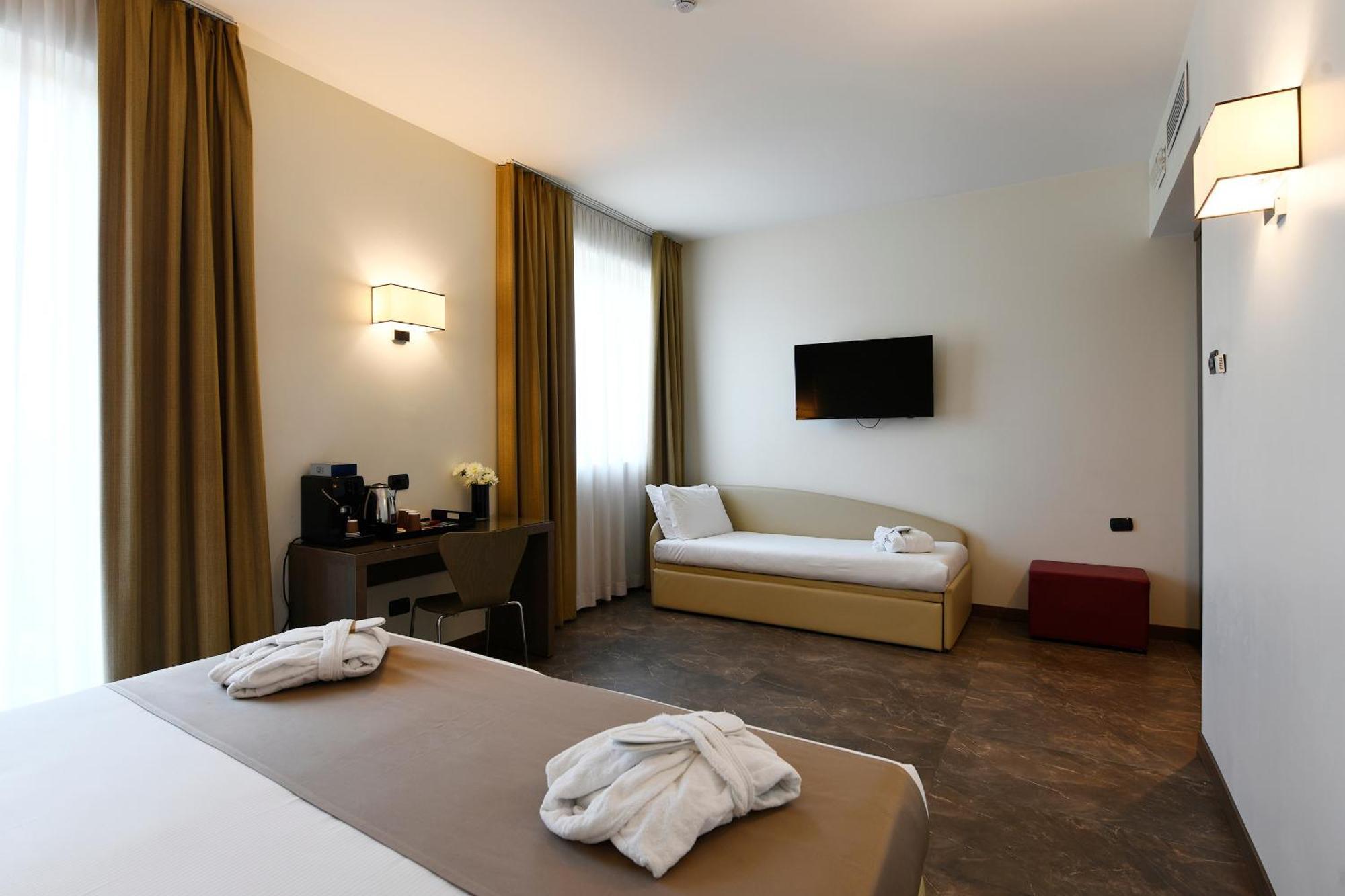 Klima Hotel Milano Fiere Exterior foto